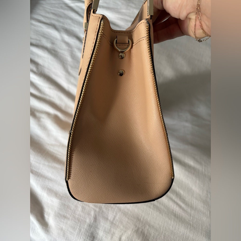 Rebecca Minkoff Amorous Satchel Bag in Perfect Condition! - Picture 13 of 13
